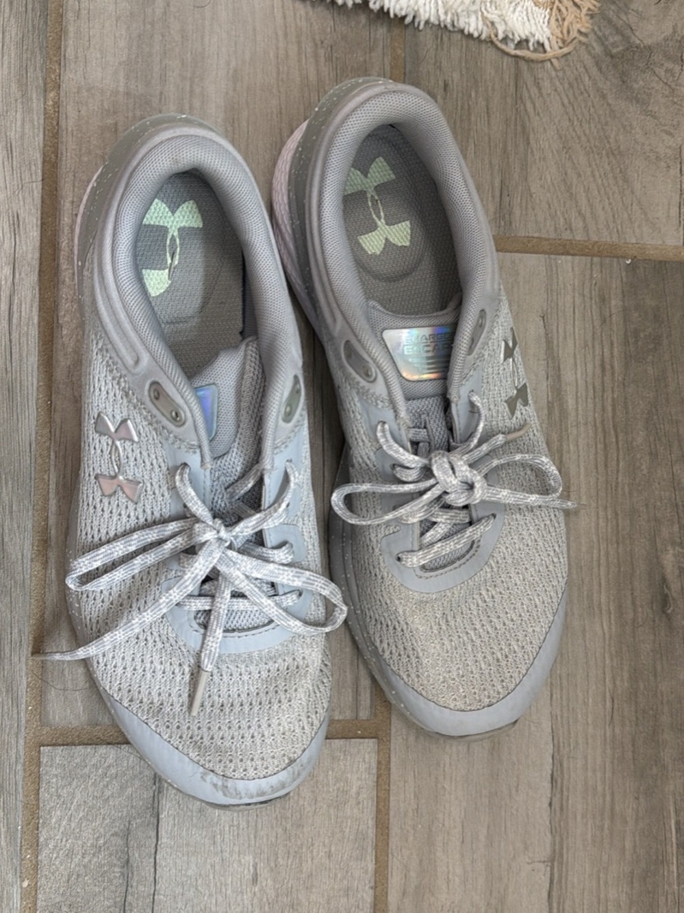 Under Armour Light Gray Women's Athletic Trainers